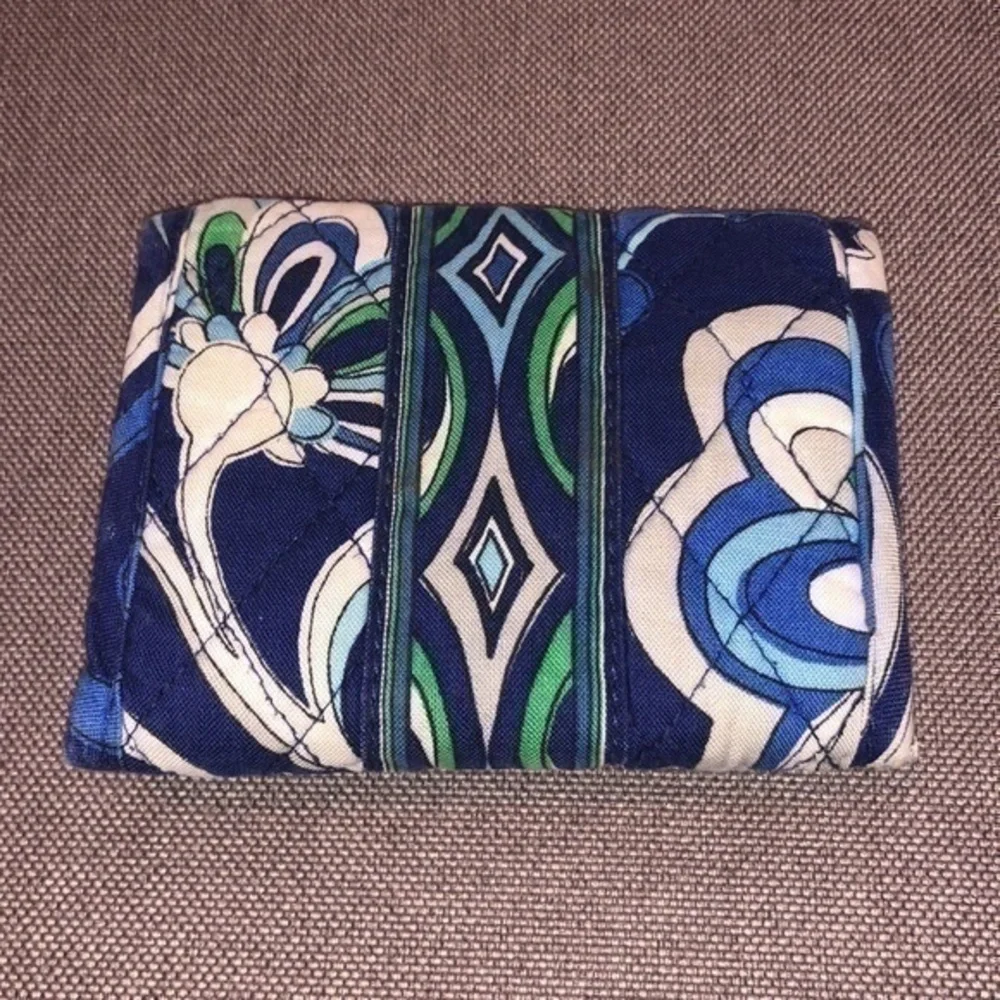 Vera Bradley Mosaic Blue Trifold Wallet - Picture 2 of 6
